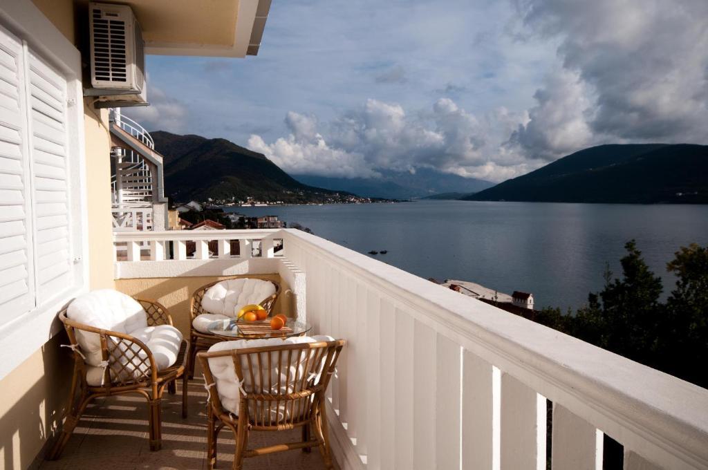 Villa Tenzera Herceg Novi Zimmer foto